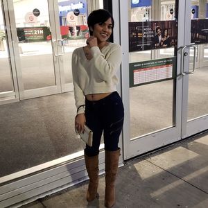 Meet your Posher, Eve